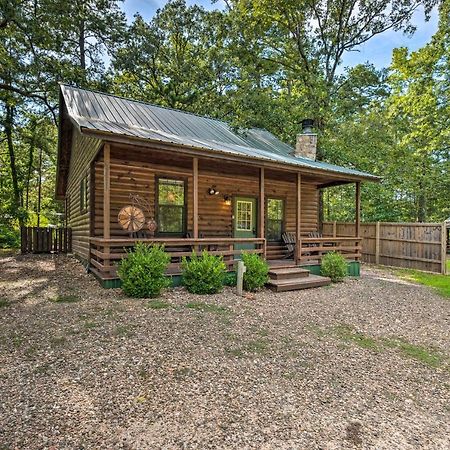 Ideally Located Broken Bow Cabin - Private Hot Tub Exterior photo