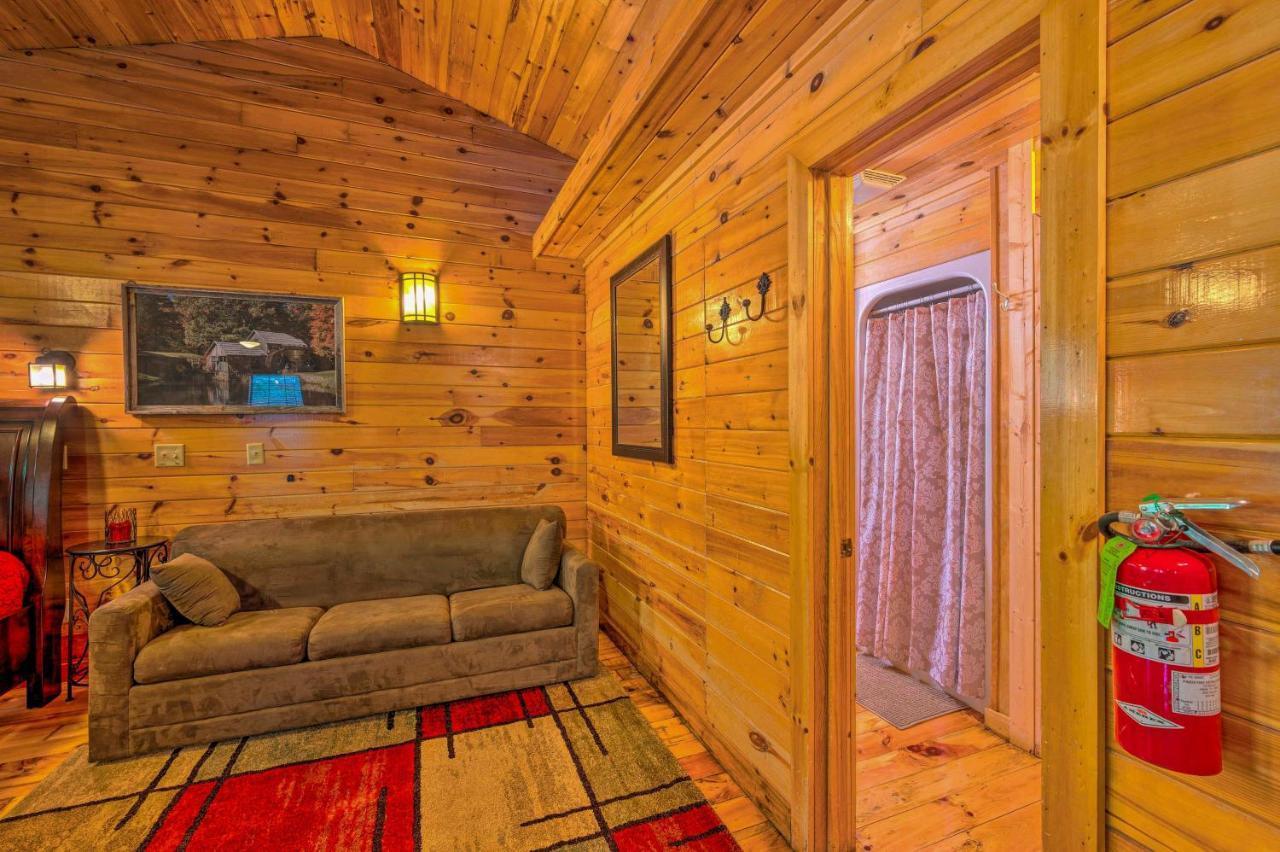 Ideally Located Broken Bow Cabin - Private Hot Tub Exterior photo