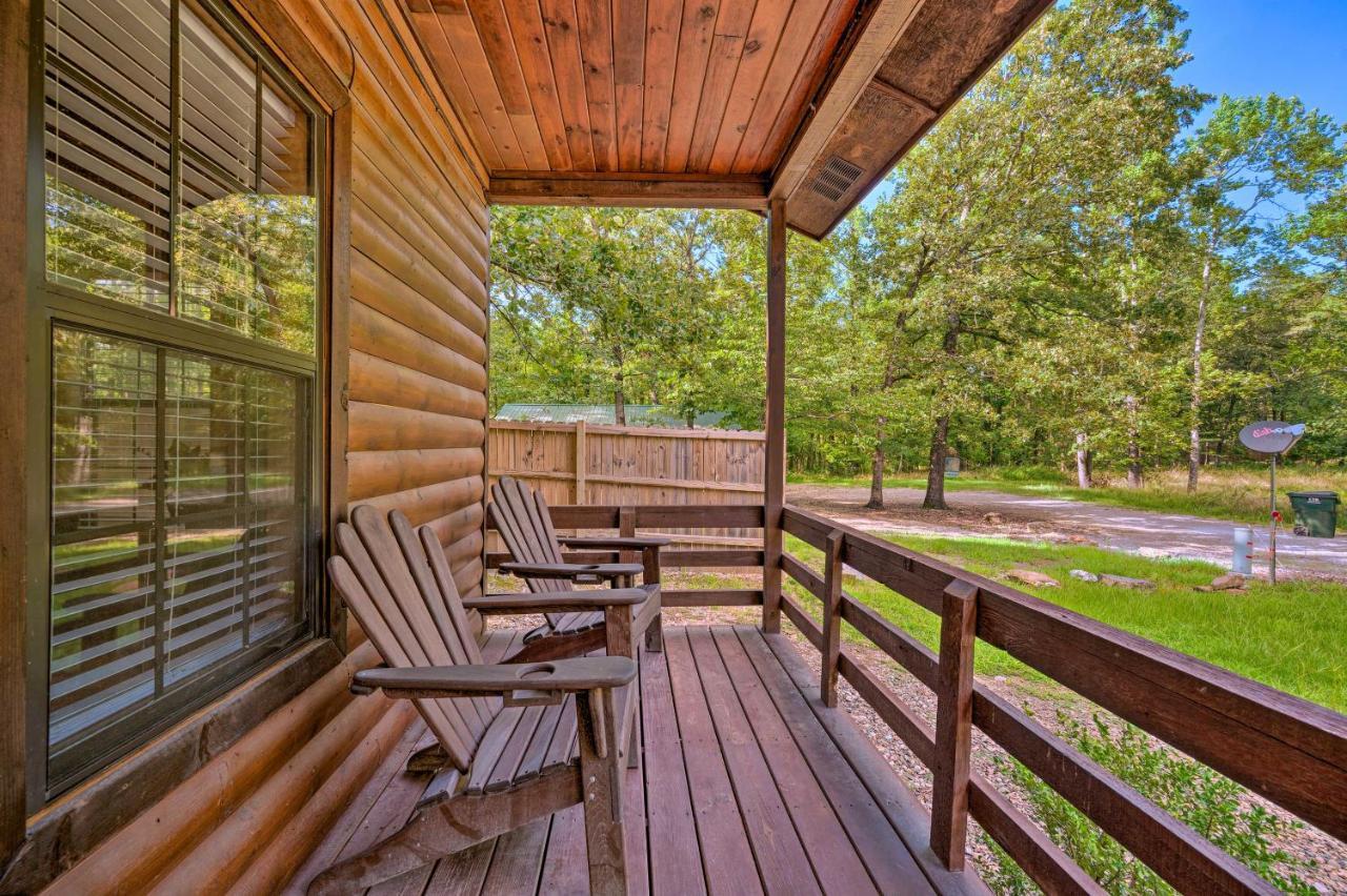 Ideally Located Broken Bow Cabin - Private Hot Tub Exterior photo